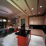 Elegant & Quiet In Historic House - Prime Location In West