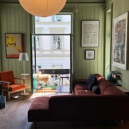 דירה Elegant & Quiet In Historic House - Prime Location In West